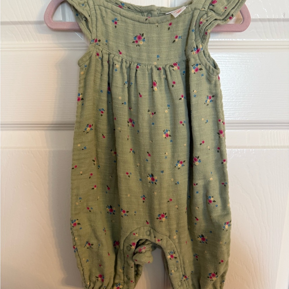 Cat & Jack Green Floral Baby Outfit